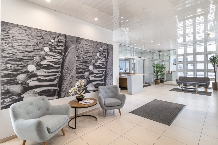 2 Bedroom Property for Sale in Sea Point Western Cape